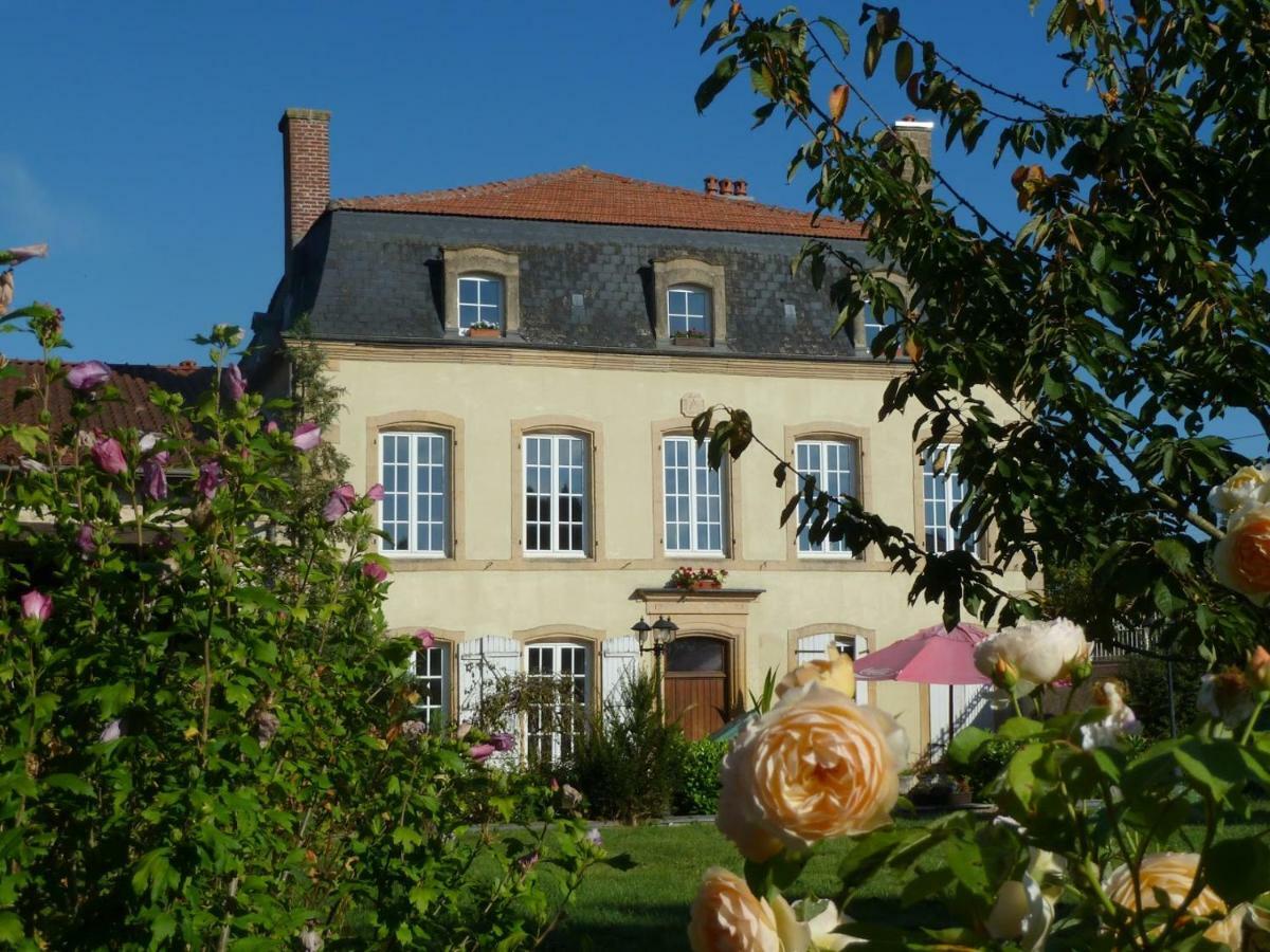 Maison Les Beaux Arts Mouzay  Extérieur photo