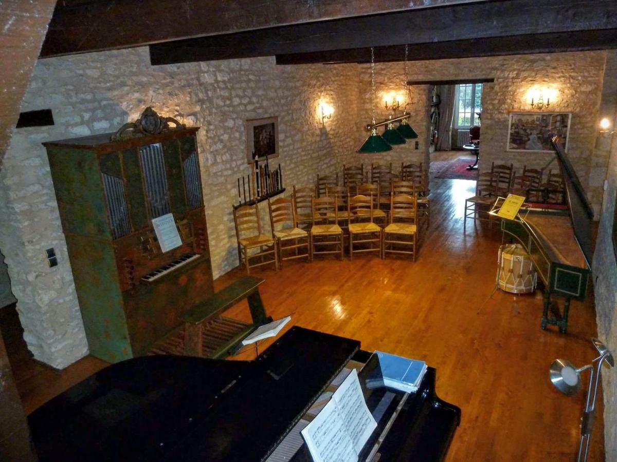 Maison Les Beaux Arts Mouzay  Extérieur photo